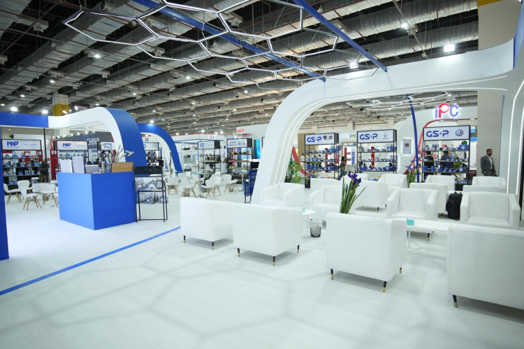 خدمات العزبي أوتو موتيف لقطع غيار السيارات